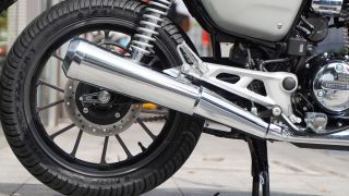 Tin xe máy 14/10: Honda chính thức mở bán ‘huyền thoại côn tay’ mới tại Việt Nam, có ABS, giá dễ mua
