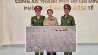Công an TP.HCM mở két sắt của Ngân 98: Choáng váng với khối gia tài nữ DJ cất giấu bên trong