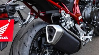 Honda chính thức ra mắt ‘huyền thoại côn tay’ mới ‘chất’ hơn Winner R và Yamaha Exciter, giá hấp dẫn