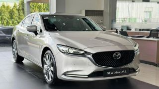 Giá lăn bánh Mazda6 cập nhật cuối tháng 10/2025: Rẻ hiếm thấy, ‘đè bẹp’ cả Toyota Camry và Kia K5
