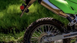 Tin xe trưa 3/11: Chính thức ra mắt ‘tân binh côn tay’ đẳng cấp hơn cả Yamaha Exciter, giá cực rẻ