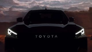 Toyota hé lộ hình ảnh chính thức của Hilux thế hệ mới trước ngày ra mắt