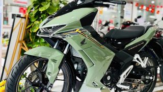 Bảng giá xe Honda Winner R 2026 tháng 11/2025 thiết lập 'đáy' mới: Hạ đo ván Yamaha Exciter vì quá rẻ