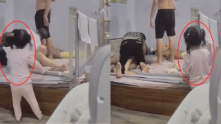 Phẫn nộ clip mẹ chồng bạo hành con dâu vừa sinh, chồng thản nhiên như không liên quan