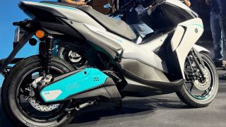 Yamaha NVX phiên bản 2026 chính thức ra mắt: Động cơ điện chất hơn Honda Air Blade và Vario, giá rẻ?