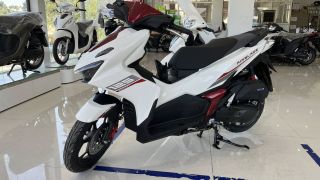 Tin xe trưa 14/11: Về đại lý với giá rẻ, Honda Air Blade thế hệ mới sẵn sàng gây sốt thị trường Việt