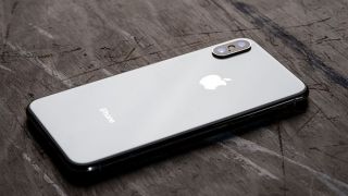 Đây là chiếc iPhone đỉnh nhất mọi thời đại: Cái bóng quá lớn của Apple!