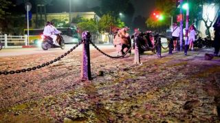 Hà Nội: Lời khai gây bất ngờ của tài xế xe tải làm rơi bùn khiến nhiều người ngã