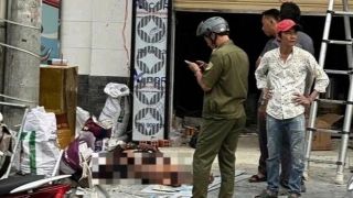 Hiện trường nam công nhân bị điện giật khi thi công bảng hiệu ở TPHCM: Tình trạng hiện tại đáng lo