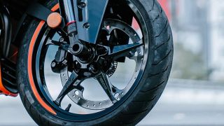 ‘Vua côn tay’ 164cc mới giá 46 triệu đồng sắp ra mắt, hạ bệ Yamaha Exciter với ABS 2 kênh, phuộc USD