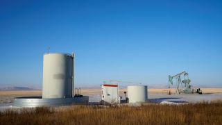 Cập nhật giá xăng dầu hôm nay 21/11: Tiếp tục giảm 1,5% sau 3 phiên giảm liên tiếp