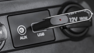 4 thiết bị tuyệt đối không cắm vào cổng USB ô tô: Tưởng tiện nhưng dễ ‘toang’ hệ thống điện