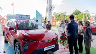 VinFast Limo Green được ví như… ‘máy cày tiền’ mới của các bác tài dịch vụ