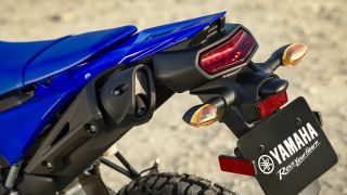 Yamaha chính thức ra mắt ‘vua côn tay’ 125cc mới chất hơn Honda Winner R và Exciter, có ABS, giá mềm