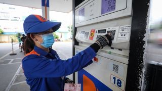 Giá xăng dầu hôm nay 27/11: Dự báo giá xăng dầu trong nước giảm, giá xăng dầu thế giới bật tăng