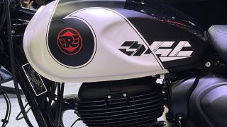 ‘Chiến binh côn tay’ mới của Anh quốc chính thức ra mắt: Át vía cả Honda Winner R và Exciter, giá rẻ