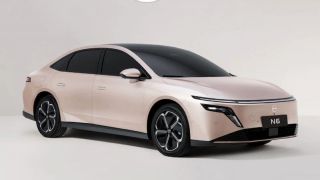 Điểm tin ô tô ngày 2/12/2025: Sedan hơn 370 triệu ‘đe nẹt’ Toyota Camry, SUV điện 510 triệu gây sốt