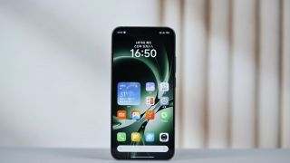 Đây là vua gaming giá rẻ chưa đầy 10 triệu trang bị khiến Galaxy S25 Ultra, iPhone 17 Pro Max lép vế