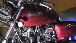 Honda chính thức ra mắt ‘huyền thoại côn tay’ mới giá cực rẻ: Thiết kế chất hơn Winner R và Exciter