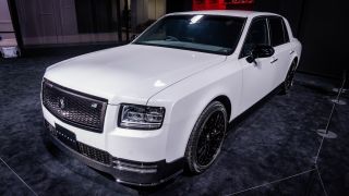 “Rolls-Royce Nhật Bản” Toyota Century trình làng phiên bản mới sang trọng khó tin
