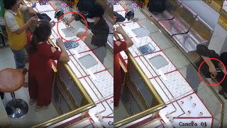 Vụ cướp 3 chỉ vàng rồi kề dao vào cổ ở TP.HCM: Nghi phạm khai hoàn cảnh gây sốc, tiết lộ động cơ gây án