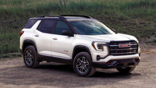 SUV hơn 1 tỷ đồng ‘đe nẹt’ Subaru Forester Wilderness: Giá hấp dẫn, chất off-road nâng tầm