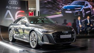 Audi A6 ra mắt Việt Nam: Gần 2,8 tỷ đồng, ‘đe nẹt’ Mercedes-Benz E-Class và BMW 5-Series
