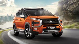 Top 5 mẫu xe được giảm giá lên tới cả trăm triệu tháng 12 này: Món hời người Việt không thể bỏ qua