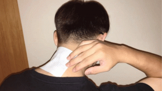 Nguyên nhân khiến người đàn ông nhận tin bị suy thận cấp sau 1 tháng dán miếng giảm đau cổ, vai gáy