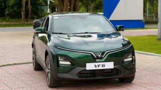 Cập nhật giá xe VinFast VF 6 lăn bánh đầu tháng 12/2025 ‘rẻ vô đối’, là ‘món hời’ cho khách Việt