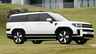 Loạt SUV ‘xả kho’ cuối năm: Giảm hàng trăm triệu, giá chạm đáy chưa từng có tại Việt Nam