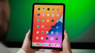 Vua iPad giá rẻ mới lộ diện, hiệu năng vượt trội như PC, giá siêu rẻ dễ mua