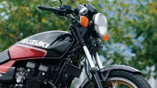 Suzuki chính thức ra mắt ‘huyền thoại côn tay’ mới giá 72 triệu đồng: Thiết kế lấn át Honda Winner R