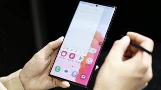 Đến năm 2026 rồi, Samsung vẫn 'copy' tính năng của iPhone trên One UI 9.0 (Android 17)