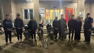 Hà Nội: Truy xét xuyên đêm, phát hiện kho vũ khí nguy hiểm trong nhà gã trai 19 tuổi