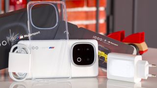 Đây là thợ cày gaming giá 12 triệu bằng 1/3 iPhone 17 Pro Max nhưng vẫn ngang cơ Galaxy S25 Ultra