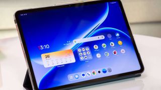 Mở hộp OnePlus Pad Go 2: Tablet tầm trung màn lớn, pin khủng đe nẹt iPad Gen 10 và Galaxy Tab S11