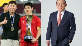 HLV Park Hang-seo 'nhận tội' với U22 Việt Nam, tiết lộ về món quà tặng HLV Kim Sang-sik