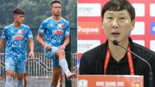 HLV Kim Sang-sik chốt danh sách U23 Việt Nam dự giải châu Á, sao Việt kiều nhận trái đắng