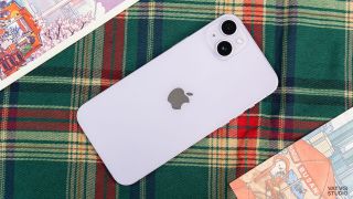 Cầm 10 triệu đồng, tìm mua iPhone màn lớn, giá rẻ, pin trâu, cấu hình siêu mạnh dễ như chơi