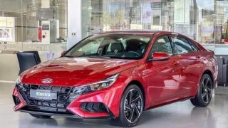 Bảng giá lăn bánh Hyundai Elantra cuối tháng 12/2025: Rẻ ‘chạm đáy’, quyết đấu Mazda3 và Kia K3