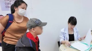 Từ nguy kịch đến hồi sinh ngoạn mục, ca ung thư máu hiếm gặp được cứu sống nhờ y học chính xác tại TP.HCM