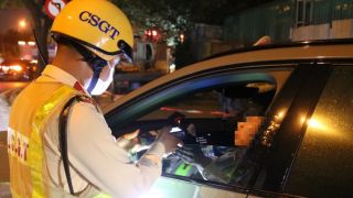 CSGT siết chặt kiểm tra đêm Noel: Hơn 1.500 tài xế ‘dính’ nồng độ cồn, nhiều trường hợp chưa đủ 18 tuổi