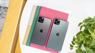 iPhone 11 Pro Max vẫn là vua 3 mắt giá rẻ nhất Việt Nam, có trang bị ngang iPhone 17 đủ dùng lâu dài