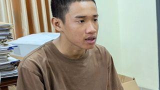 Hẹn hò 2 thanh niên quen qua mạng, 2 chị em ruột 14 và 12 tuổi bị giở trò đồi bại