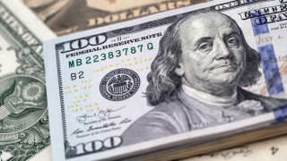 Tỷ giá Vietcombank hôm nay 30/12: Nhiều ngoại tệ giảm mạnh, USD tiếp tục điều chỉnh đi xuống