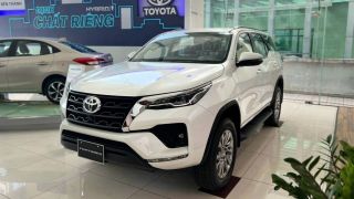 Giá xe Toyota Fortuner lăn bánh đầu tháng 1/2026: Cực kỳ cạnh tranh, rẻ hơn hẳn so với Ford Everest