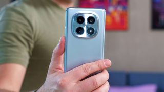 Đây là vua 5G mới của Xiaomi, giá rẻ như bèo, vẫn có camera 108MP, kèn cựa Galaxy A56 5G, iPhone 16 