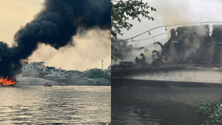 Clip quay lại cảnh con tàu du lịch trên sông Sài Gòn cháy rụi hoàn toàn, có sức chứa tối đa 90 người