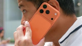 Giá iPhone 17 Pro Max đầu năm 2026 tiếp tục giảm tằng tằng ngày càng rẻ hơn, áp sát Galaxy S25 Ultra